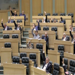 النواب يرفض شمول الصحفيين الذين يكشفون حالات العنف بمظلة الحماية القانونية