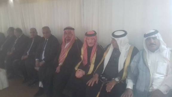 الملك يلتقي شيوخ ووجهاء محافظة الطفيلة