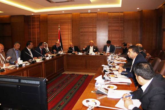 إمناء أحزاب يطالبون باعادة النظر بنظام المساهمة المالية