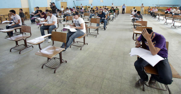 لا سقف لعدد تقديم ” التوجيهي “