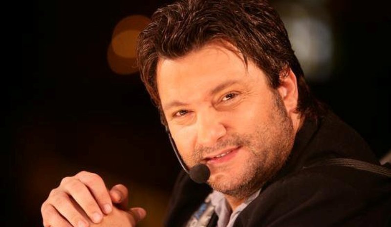 زلزلي يُغني للاردن بعيد الاستقلال في العقبة