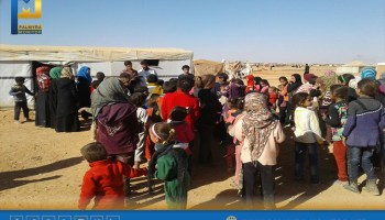 وفاة شخص واصابة 3 نساء اثناءتوزيع مساعدات في مخيم الركبان