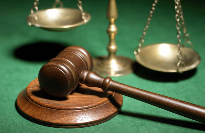Gavel and scales