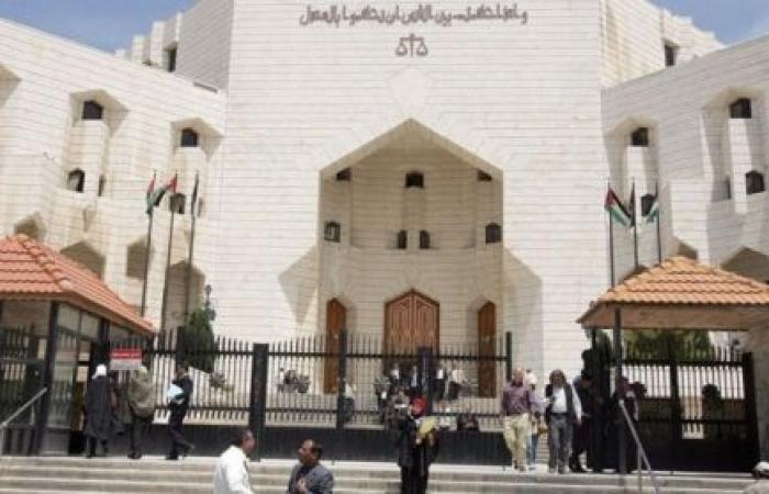 المحامون يتوقفون عن الترافع يوم غد الاحد