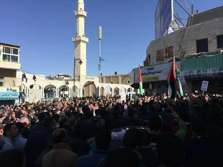 الكرك : بيان يؤكد على التواصل مع حراكات المملكة