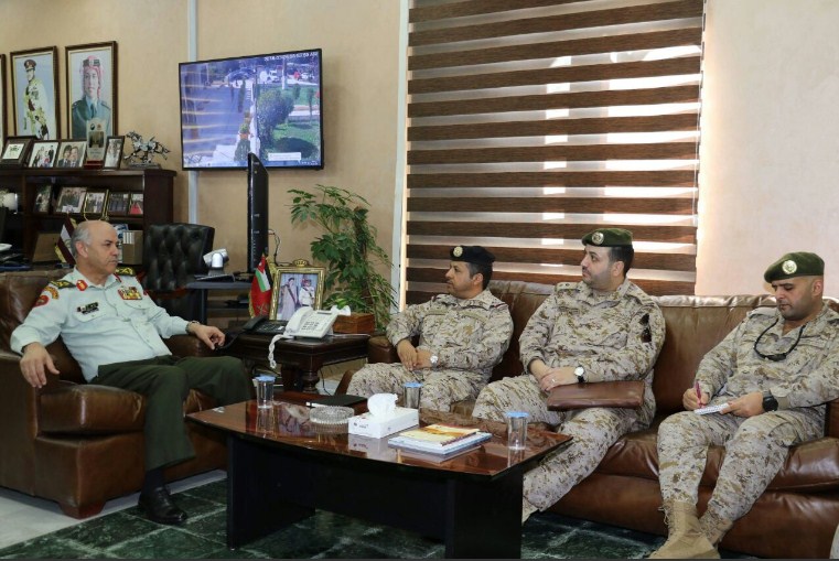 اللواء الحباشنة يستقبل وفدين عسكريين سعودي وكويتي