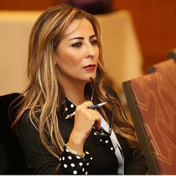 غنيمات : دخول 36 شاحنة مساعدات اليوم وفتح 3 معابر انسانية غدا لمساعدة النازحين السوريين
