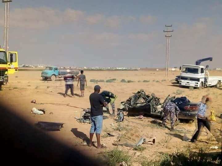 6 وفيات بحادث تصادم صهريج مياه وتريلا ومركبة بالقرب من جسر الخالدية المفرق