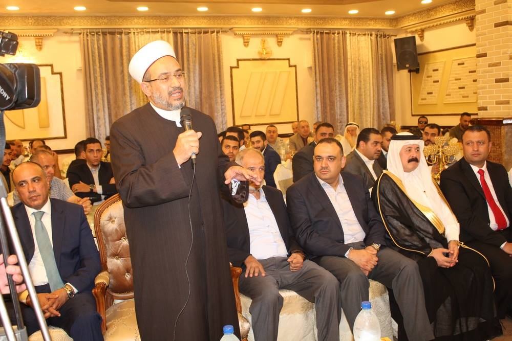 أبو البصل يترأس جاهة خطوبة محمد سمحان
