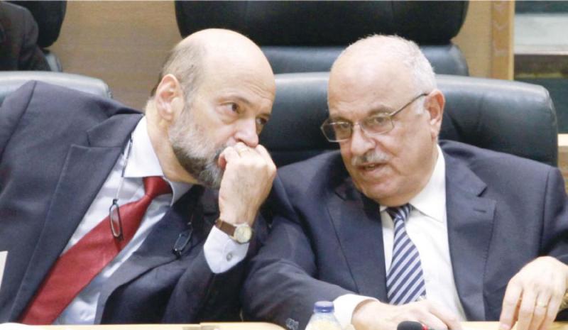 الرزاز يستعد لإجراء أول تعديل على حكومته
