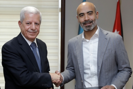 توقيع اتفاقية تعاون بين شركة زين ونقابة المحامين الأردنيين