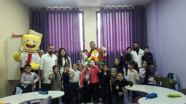 كلية التمريض بجامعة عمان الاهلية تحتفل بيوم الطفل العالمي