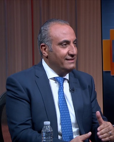 لغز تنسيب أمين عمان بمنح زيادة 500 دينار لمستشار اعلامي