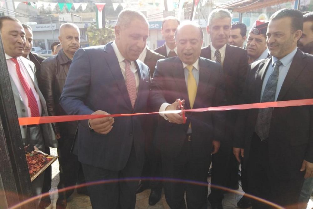 الشهوان يفتتح مكتب احوال وجوازات جرش