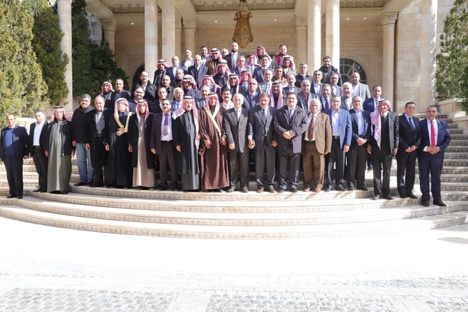 بالصور .. العيسوي يلتقي وفدا من عشيرة الشوبكي
