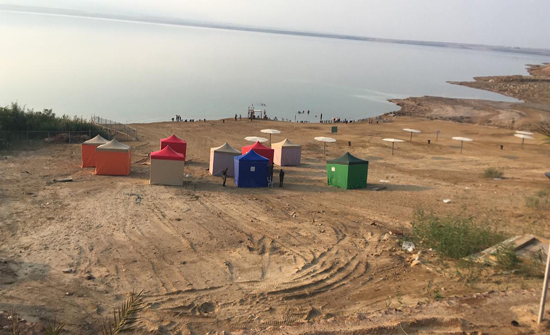 أول مخيم بيئي في البحر الميت