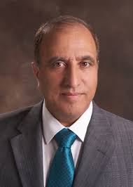 إعطاء الفرصة ؟!