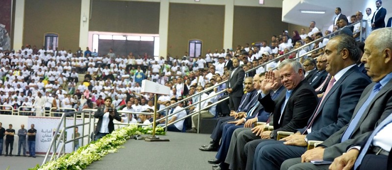 بالصور .. الملك يحيي بناة الوطن بشتى ميادين العمل بمناسبة يوم العمال