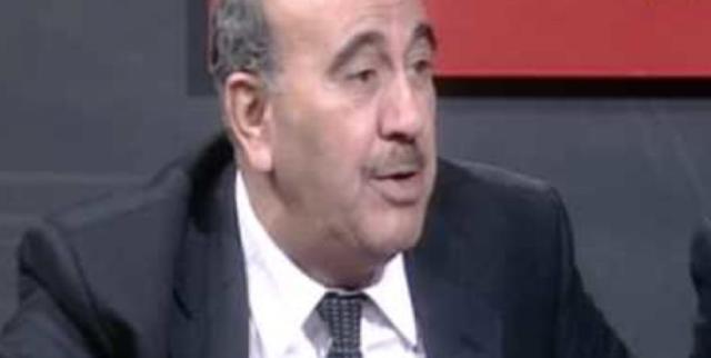 أزمة التغيُّر في المجتمعات العربية محاضرة للدكتور عويدات في منتدى الفكر العربي