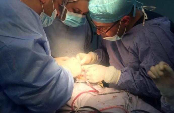 عملية جراحية لتصحيح إطباق الفكين في مستشفى الطفيلة العسكري