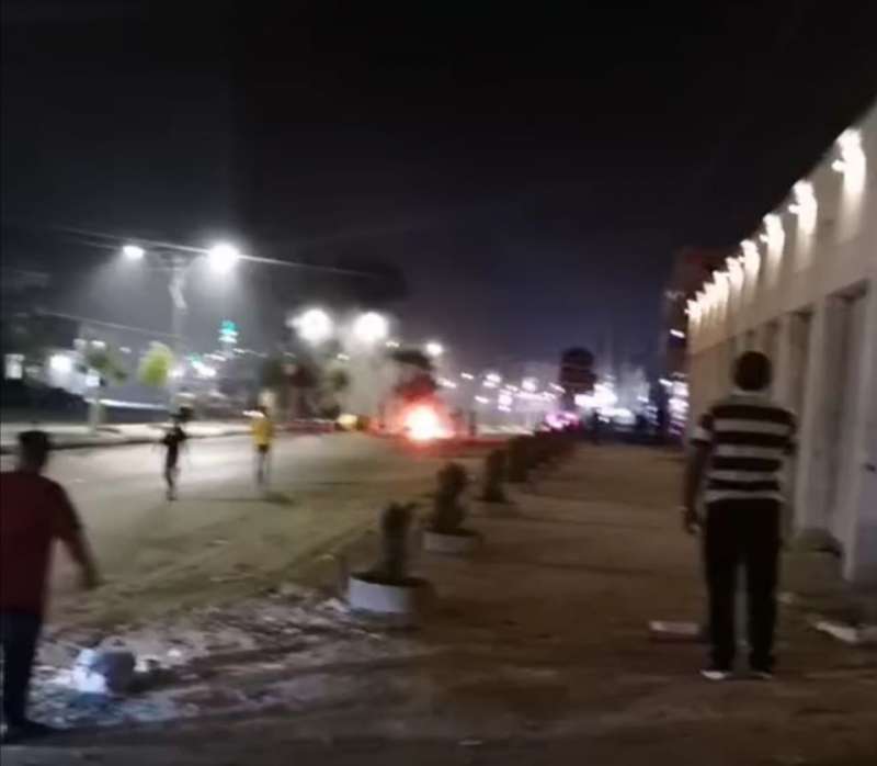 الرمثا : محتجون يغلقون عدة شوارع