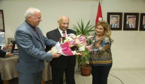 الفنانة أمل الدباس تشارك في الحفل التعارفي لنادي جامعة البترا