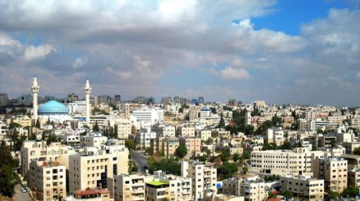 انخفاض على درجات الحرارة ومنخفض جوي غدا