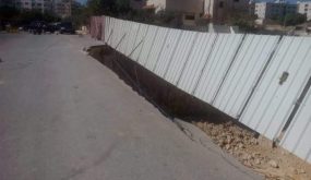 انهيار شارع في زبدا فركوح بعد أسبوعين من تعبيده