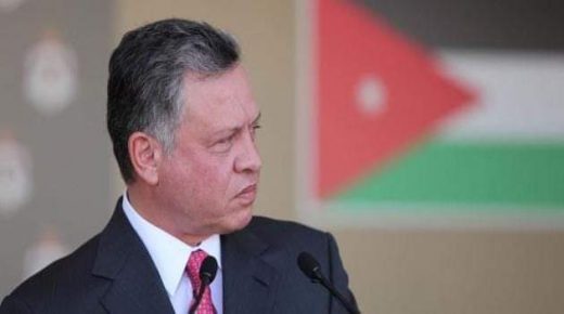 الملك يأمر الحكومة بحل مشكلة قروض جماعية منحها صندوق التنمية والتشغيل عام 2016 وبداية عام 2017