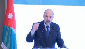 بالفيديو … الرزاز يُعلن أبرز النتائج التي تضمنها “تقرير أعمال الحكومة لسنة 2019 ”