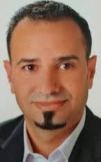 الملك في الميدان