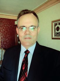 بائع الخضار وحرّاس المال