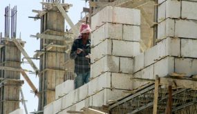 هل تستجيب الحكومة لقطاع الانشاءات ليمارس اعماله ؟