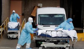 الولايات المتحدة : 2371 وفاة جديدة بفيروس كورونا والإجمالي أكثر من 30800 وفاة