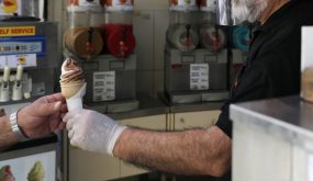 عاجل… تشكيل ٦ فرق استقصاء وبائي في جرش لفحص مخالطين لبائع بوظة