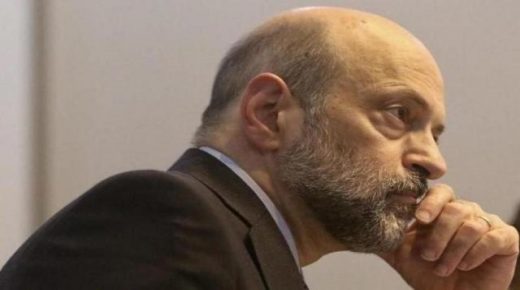 دولة الرزاز :ان كنت لا تستطيع فإخلاء موقعك أفضل لك ولنا