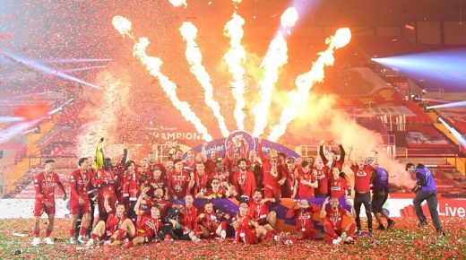 ليفربول يحتفل بلقب الدوري الممتاز