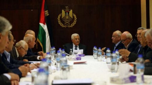 احتجاجا على تطبيع الإمارات مع اسرائيل الخارجية الفلسطينية تستدعي سفيرها لدى أبوظبي