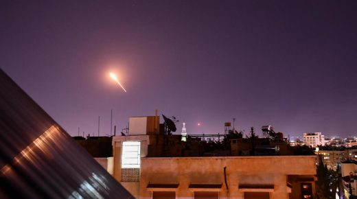 سوريا تعترض صواريخ اسرائيلية استهدفت منطقة مصياف