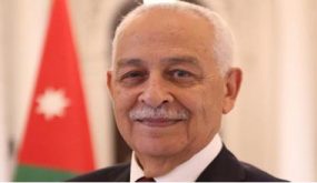 Image processed by CodeCarvings Piczard ### FREE Community Edition ### on 2020-12-20 14:34:21Z | |