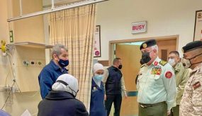 اللواء الحنيطي يجول في مدينة الحسين الطبية