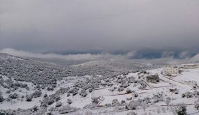 بالصور …ثلوج بالطفيلة