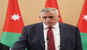 عيادات المستشفيات الحكومية تستقبل المرضى لصرف الادوية المزمنة