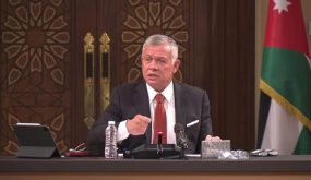 الملك يؤكد على ضرورة مراجعة قوانين الانتخاب والأحزاب والإدارة المحلية