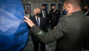 وصول طائرة مساعدات طبية للأردن من بلجيكا