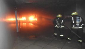 بالفيديو ..حريق في مجمع تجاري كبير بالعاصمة السعودية