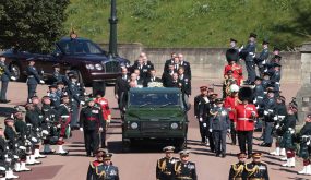 شاهد.. مراسم تشييع الأمير فيليب بحضور ملكة بريطانيا