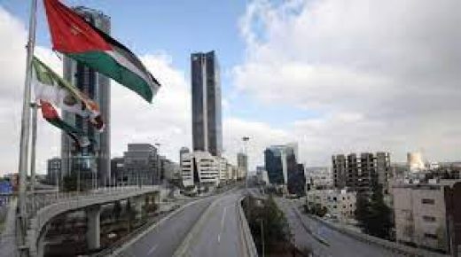 ممثلو قطاعات تجارية يطلبون تمديد ساعات العمل والغاء حظر الجمعة