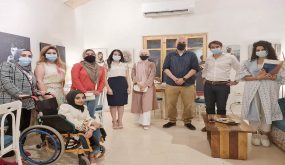 10 أردنيات يُنظِّمن معرضا لرسم الكاريكاتير والفن التشكيلي الخاص بهن