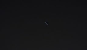 عاجل .. الفلكي مجاهد يلتقط صورة للصاروخ الصيني في سماء الأردن